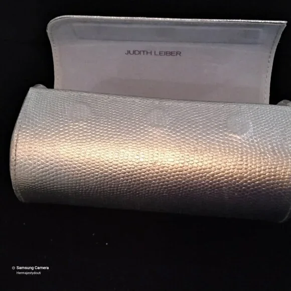 Judith Leiber Green Square Sunglasses New Silver Case Cleaning Cloth & Gift Box - Picture 5 of 12